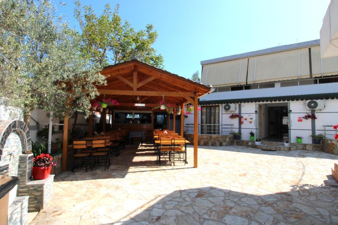 Vila Reni Risi Ksamil Bagian luar foto