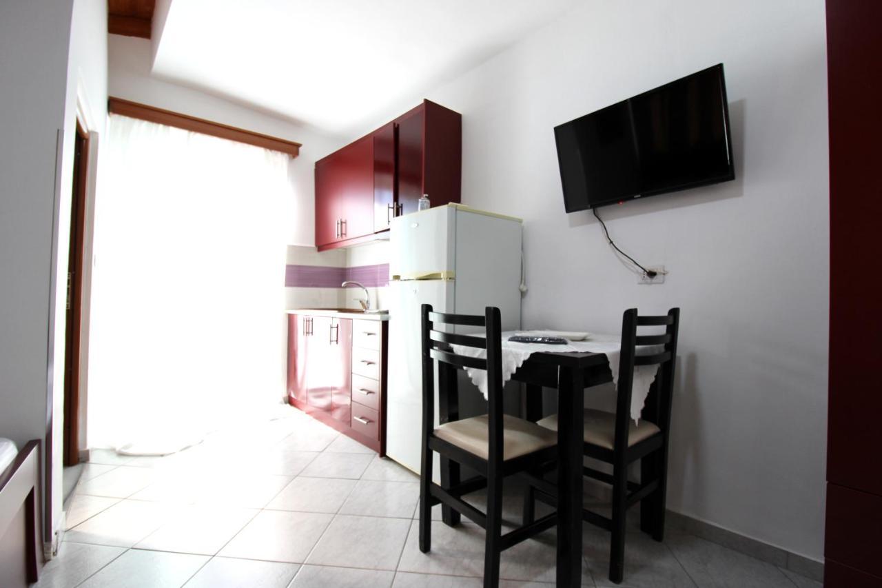 Vila Reni Risi Ksamil Bagian luar foto