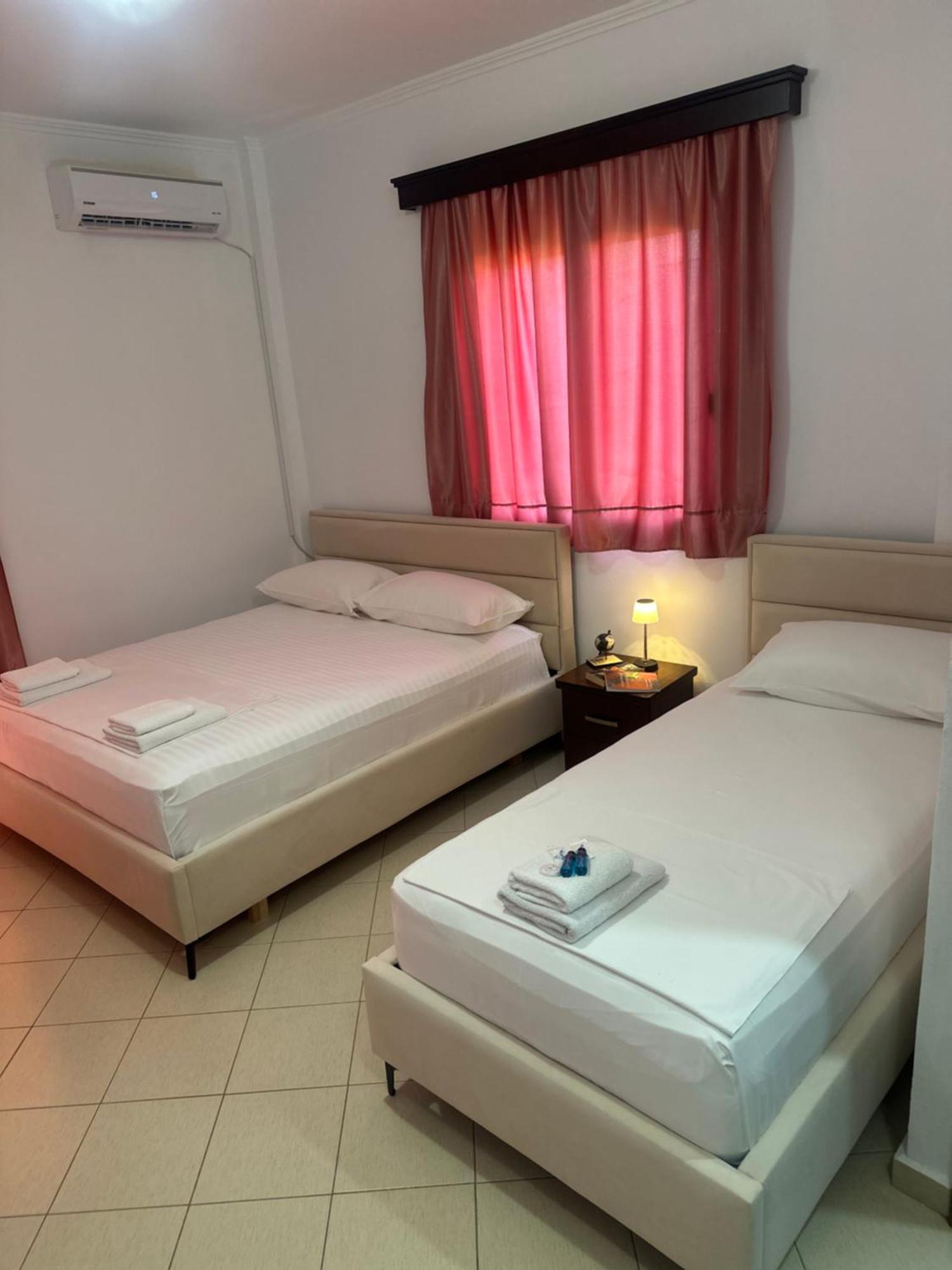 Vila Reni Risi Ksamil Bagian luar foto
